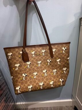 Coach Brown Canvas Snoopy & Woodstock Tote